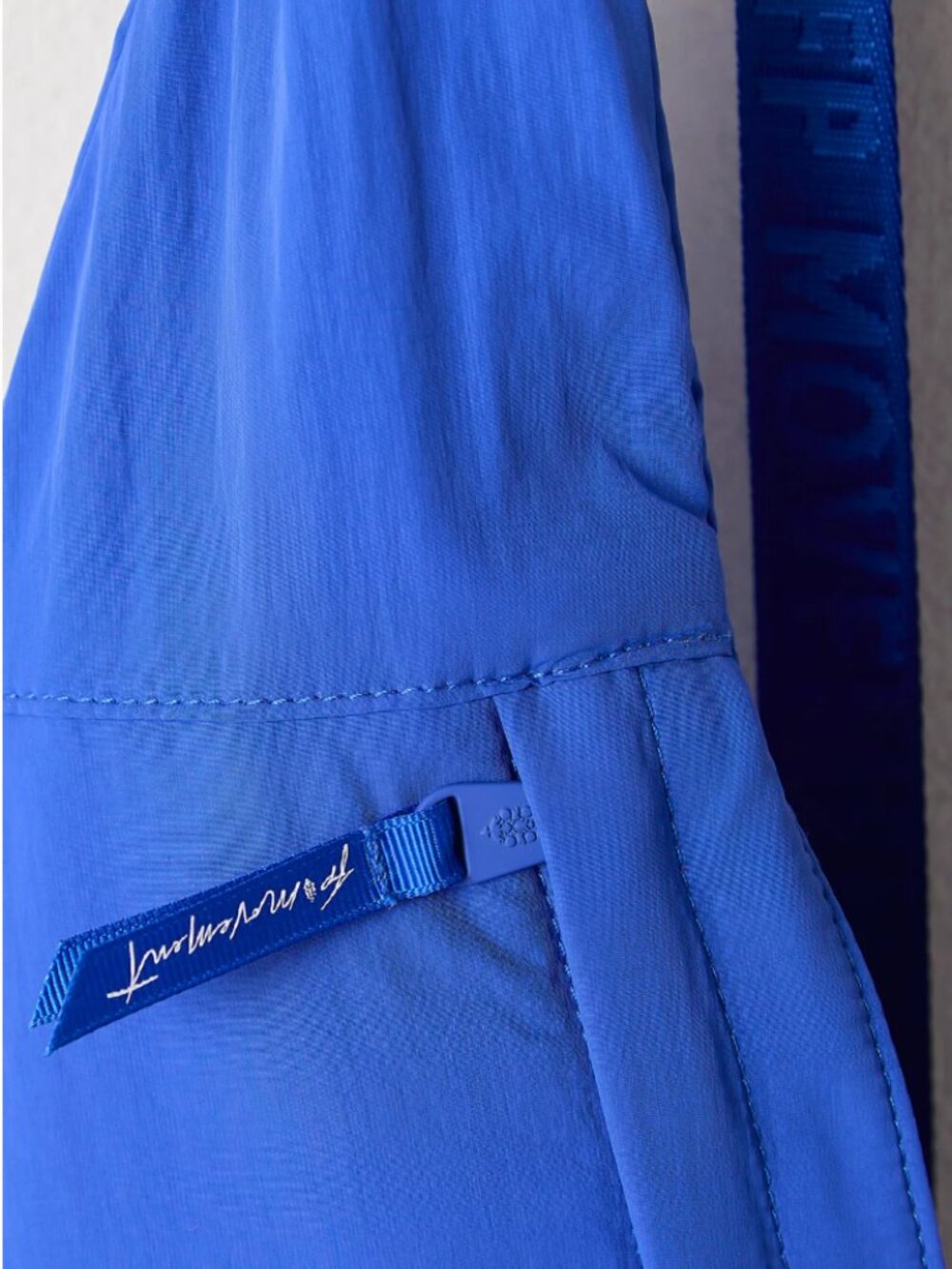 FP Movement Free People Studio Waist Sling Bag In Cobalt Blue - One Size - NWT - Picture 6 of 10